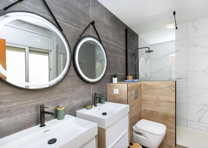 Floradise By Interhome