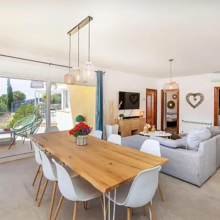 Сasa de vacaciones Floradise By Interhome Lloret de Mar