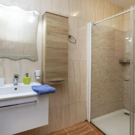Holiday home Floradise By Interhome