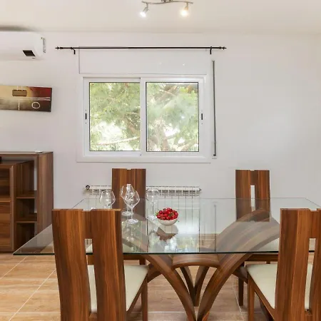 Floradise By Interhome * Lloret de Mar